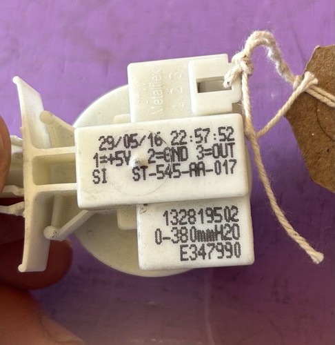 ZANUSSI ZWF71340W Waschmaschine Druckschalter 132819502