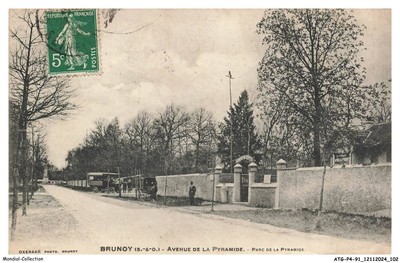 ATGP4-0331-91 - BRUNOY - Avenue de la Pyramide - Pyramide Park