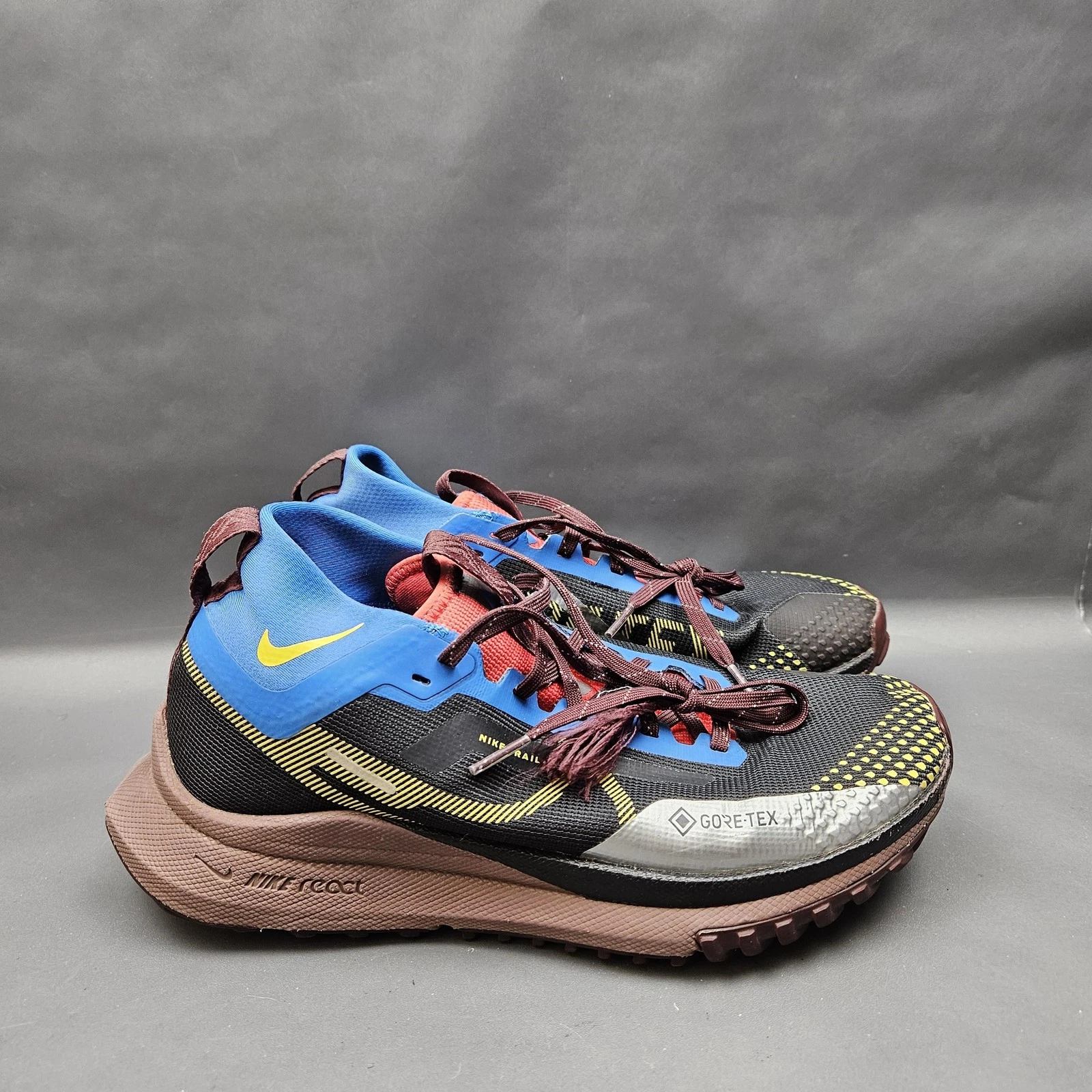 Nike Pegasus Trail 4 GORE-TEX Shoes Womens 8.5 Black Trail Running Sneakers