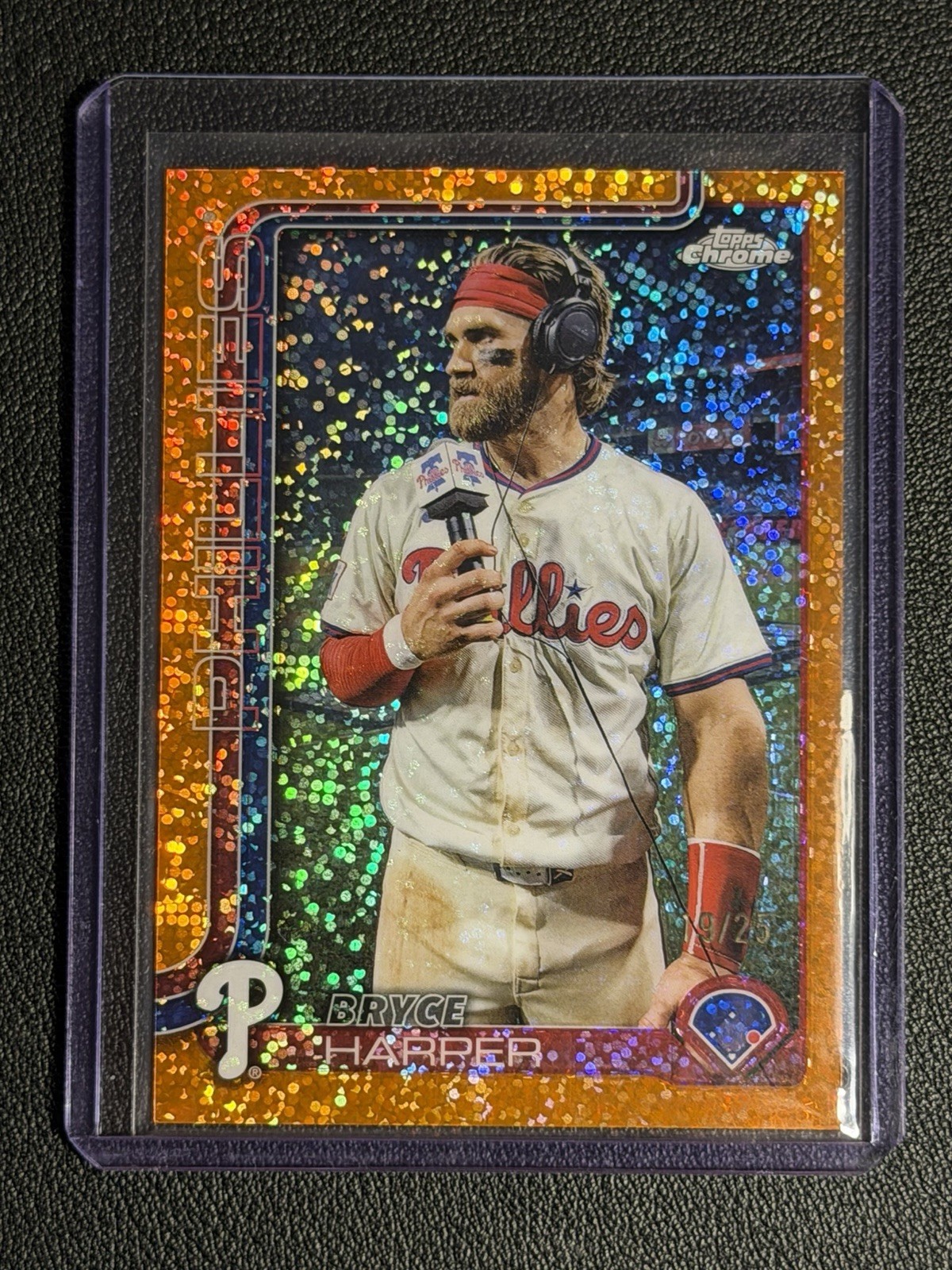 Bryce Harper 2025 Topps Chrome #150 Image Variation IV Orange Speckle /25