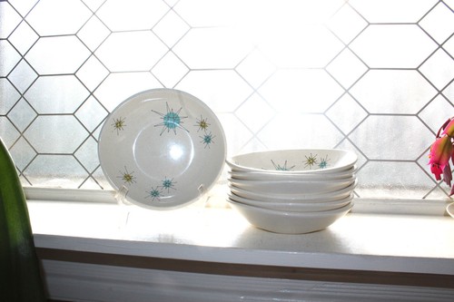 7 Franciscan Starburst Cereal or Soup Bowls Vintage Mid Century 1950s