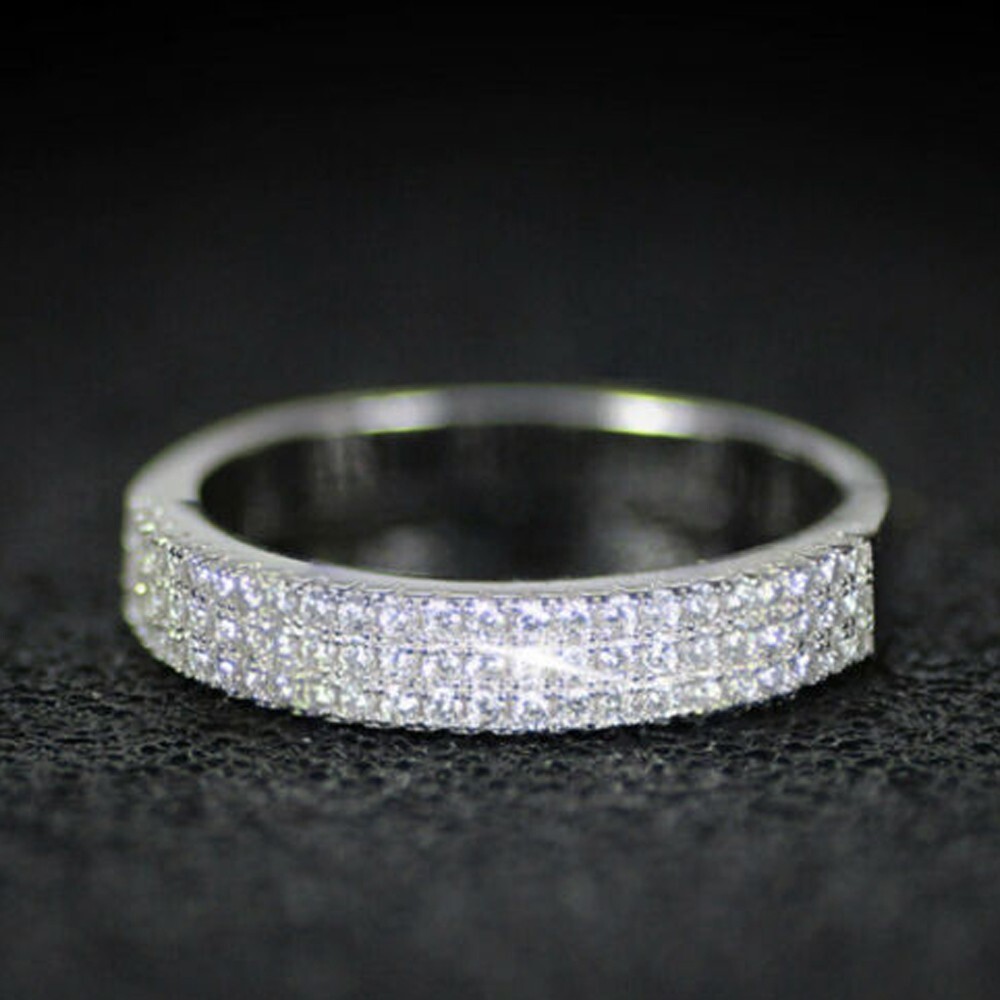 Bague Demi-Éternité En Or Blanc 14k Avec Diamant Simulé 0.30 Ct - Taille 5 (Neuf Sans Boîte)