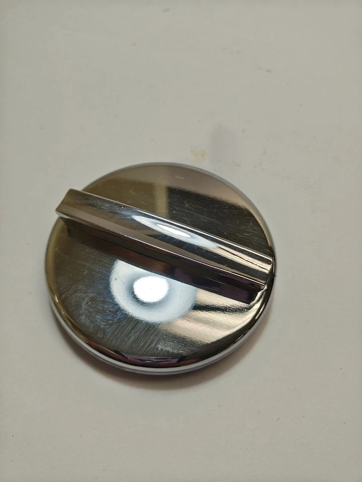 Tapa de combustible de gasolina cromada Plymouth Valiant Dodge Lancer 1960-1961 2240319 nuevo de lote Foto 3 de 4