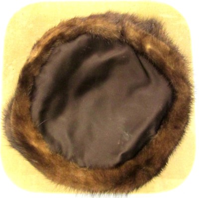Vintage FAO Schwarz Brown Faux Fur Hat Vintage Hat: Beautiful Vintage 1970s Mid Brown Real Fur Hat  main image 3
