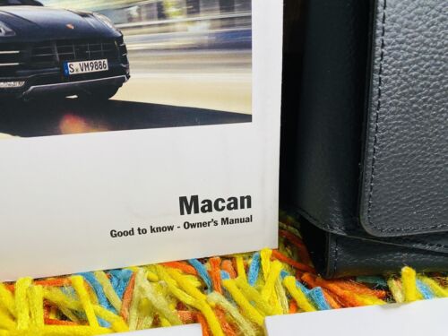 NEW⭕️ 2018 PORSCHE MACAN OWNERS MANUAL +NAVI PCM INFO S GTS TURBO +Unused SRVICE - Picture 3 of 12