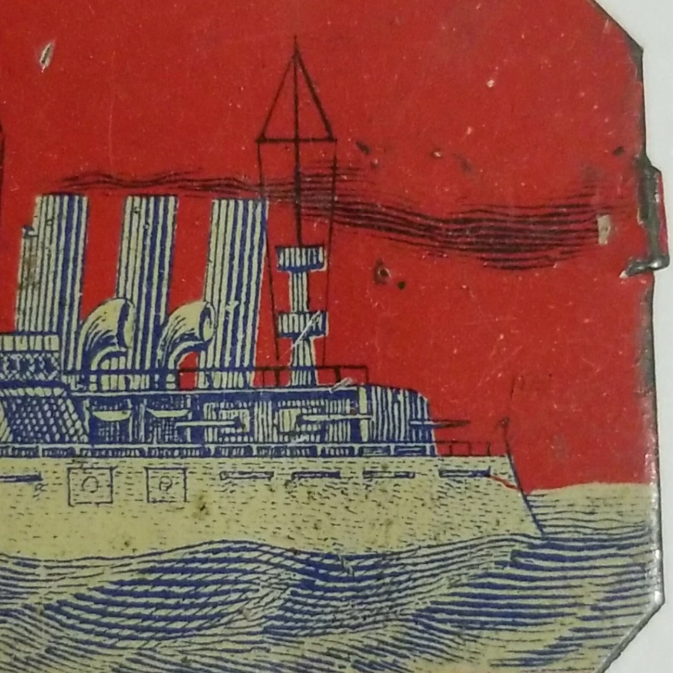 Etiqueta de Recarga de Tabaco Años 1890 Guerra Hispanoamericana USS Maine Navy Barco Estaño Metal Foto 4 de 4