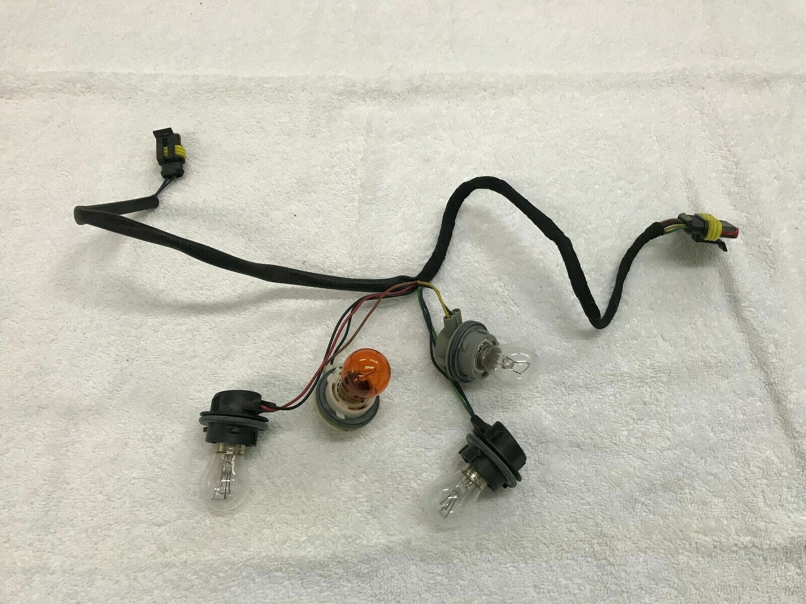 LAMBORGHINI GALLARDO REAR RIGHT PASSENGER TAIL LIGHT WIRE HARNESS OEM 400945096
