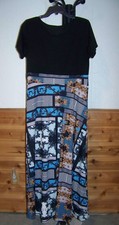 WOMENS BLACK MAXI PRINT DRESS (SIZE SMALL OR MEDIUM?)