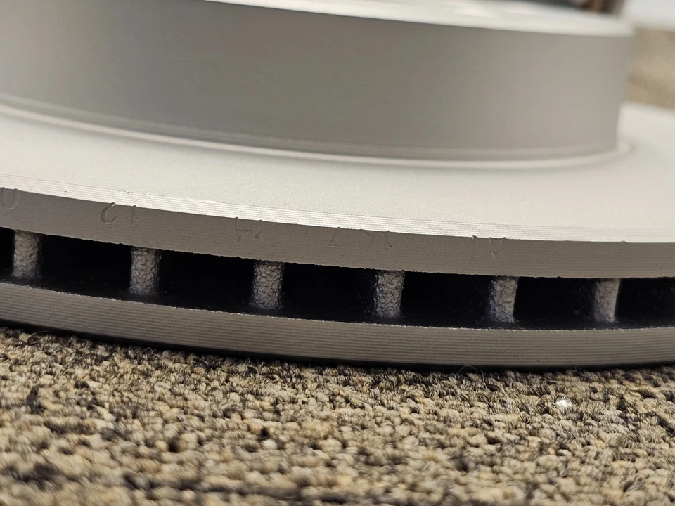 Rotor de freio a disco Raybestos 980952FZN compatível com 2015 Acura ILX Honda Civic - Imagem 4 de 4