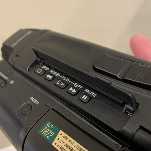 Sony CCD-TR72 Video Camera Recorder 8mm Handycam Bundle Complete Tested MINT! - Picture 14 of 24