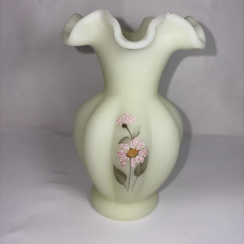 Fenton Uranium Satin Glass Vase HP by D. AndersonPink Glitter FlowersGlows!
