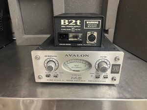 Avalon M5 Microphone Preamplifier With B2t Power Supply (W. PROTECTIVE FOAM)