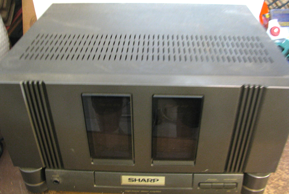 Vintage SHARP HIGH POWER (350 WATTS) AMPLIFIER # SX-9800.. Powers up ...