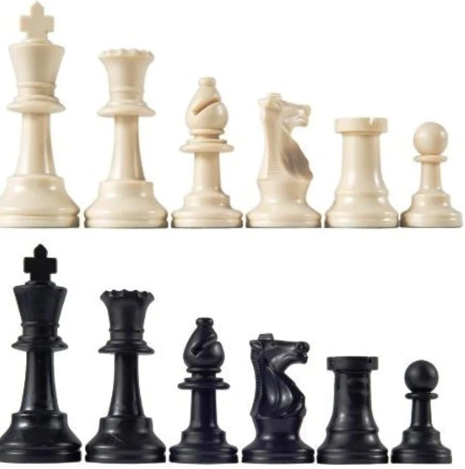 TOURNAMENT STYLE WEIGHTED CHESSMEN WITH 2 EXTRA QUEENS & LEATHERETTE BOARD - Image 3 of 4