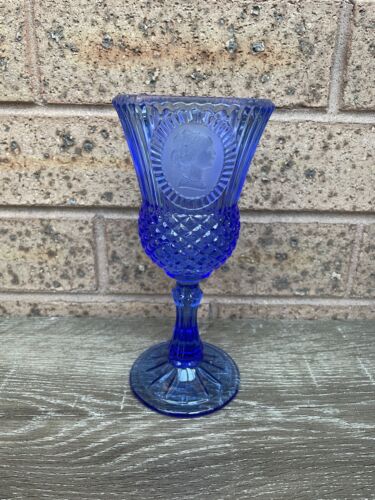 Vintage 1970s Avon Goblet Fostoria Glass Candle Holder Queen Elizabeth I Cameo  - Picture 1 of 7