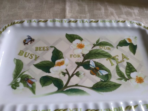Cardew Design TGUY Busy Bees for our Tea & Honey 11 3/4" x 6 1/2" Serving Plate - Picture 5 of 7
