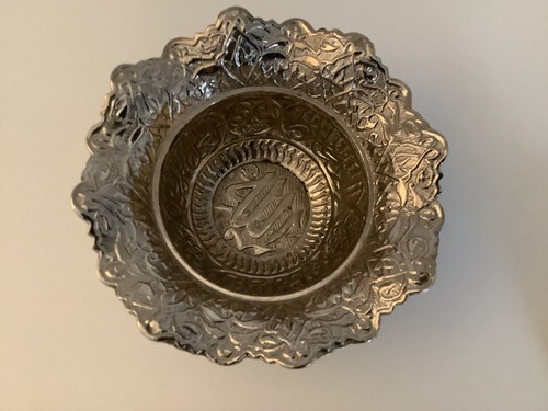 Vintage Soysal Decorated Lidded Dish - Picture 2 of 6