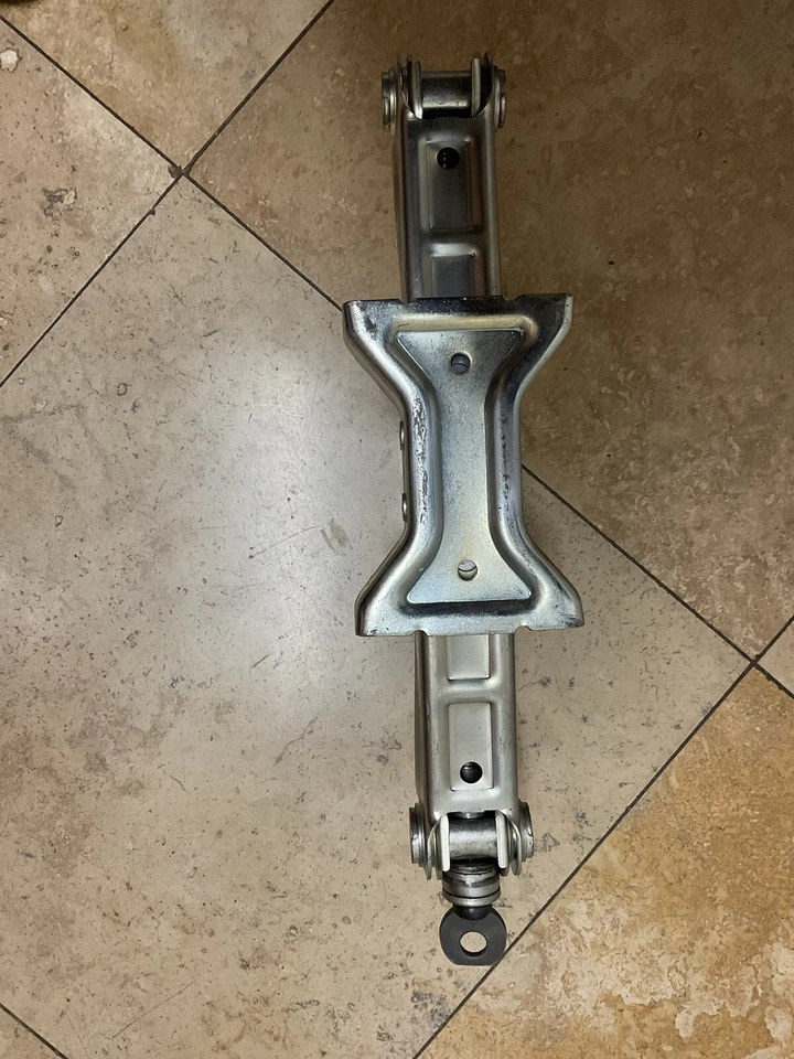 Macaco de pneu Nissan Murano 2003-2004-2005-2006-2007 fabricante de equipamento original - Imagem 3 de 4