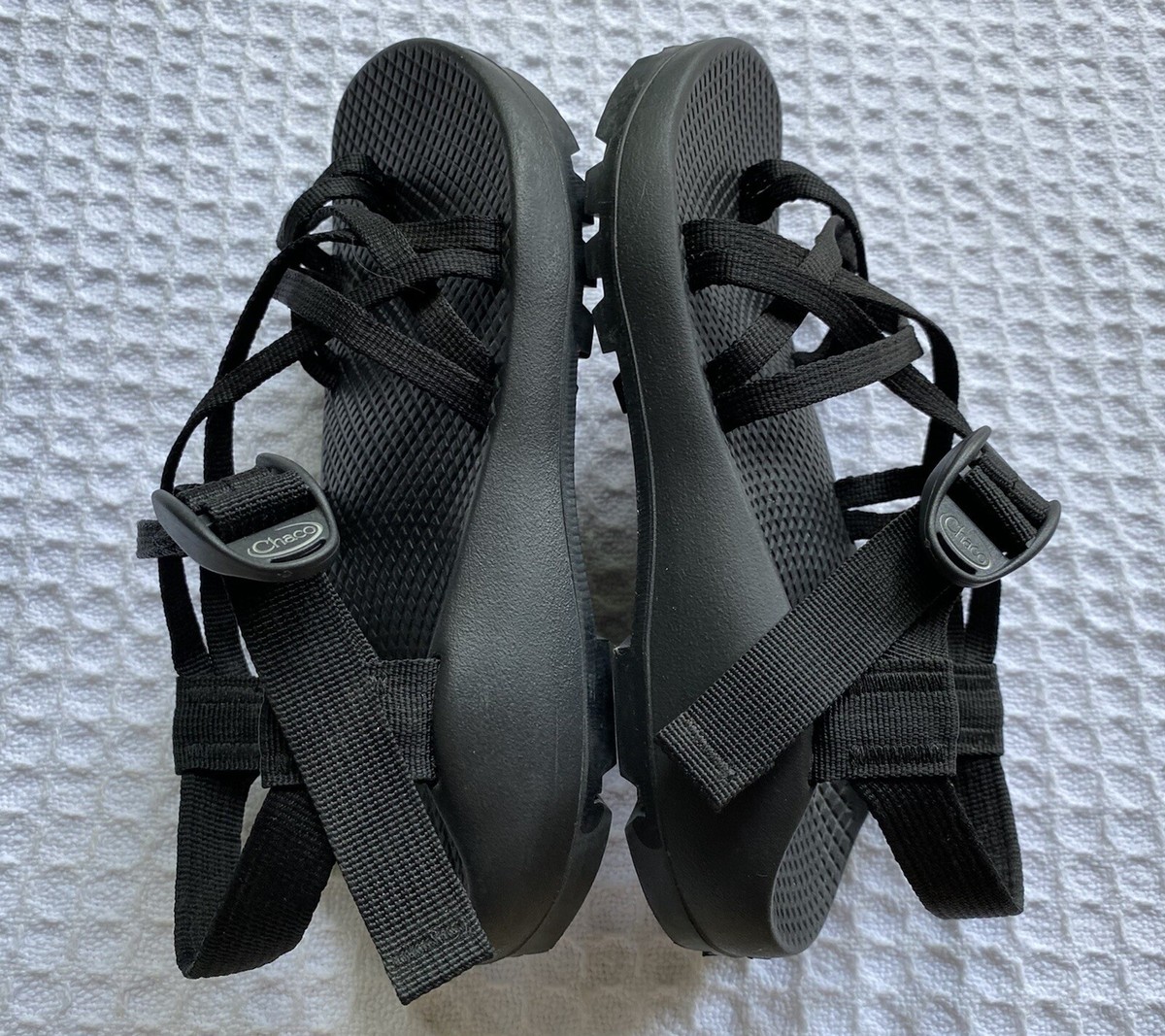 CHACO ZX/2 Classic Strappy Hiking Sandals - Black - Vibram