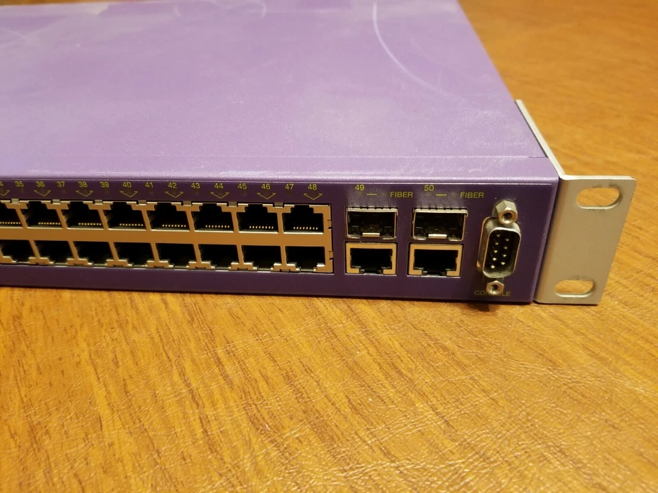 Extreme Summit 15040 200-48 10/100/1000BASE-T 48-Port Ethernet Switch - Image 2 of 4