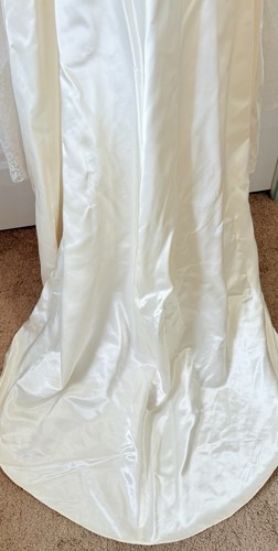 Antique 40s Ivory Liquid Satin And Lace Victorian Wedding Dress Size 4 - Picture 5 of 13