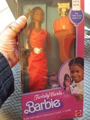 Seltene Barbie AFRO Twirly Curls UNGEÖFFNET, aber mit datierter Box