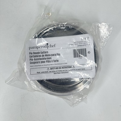 Pampered Chef Pie Dough Cutters Set Of 2 (# 1709). New