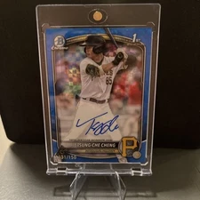 2025 Bowman Chrome 1st Auto Tsung-Che Cheng Blue X-Fractor /150 Pirates
