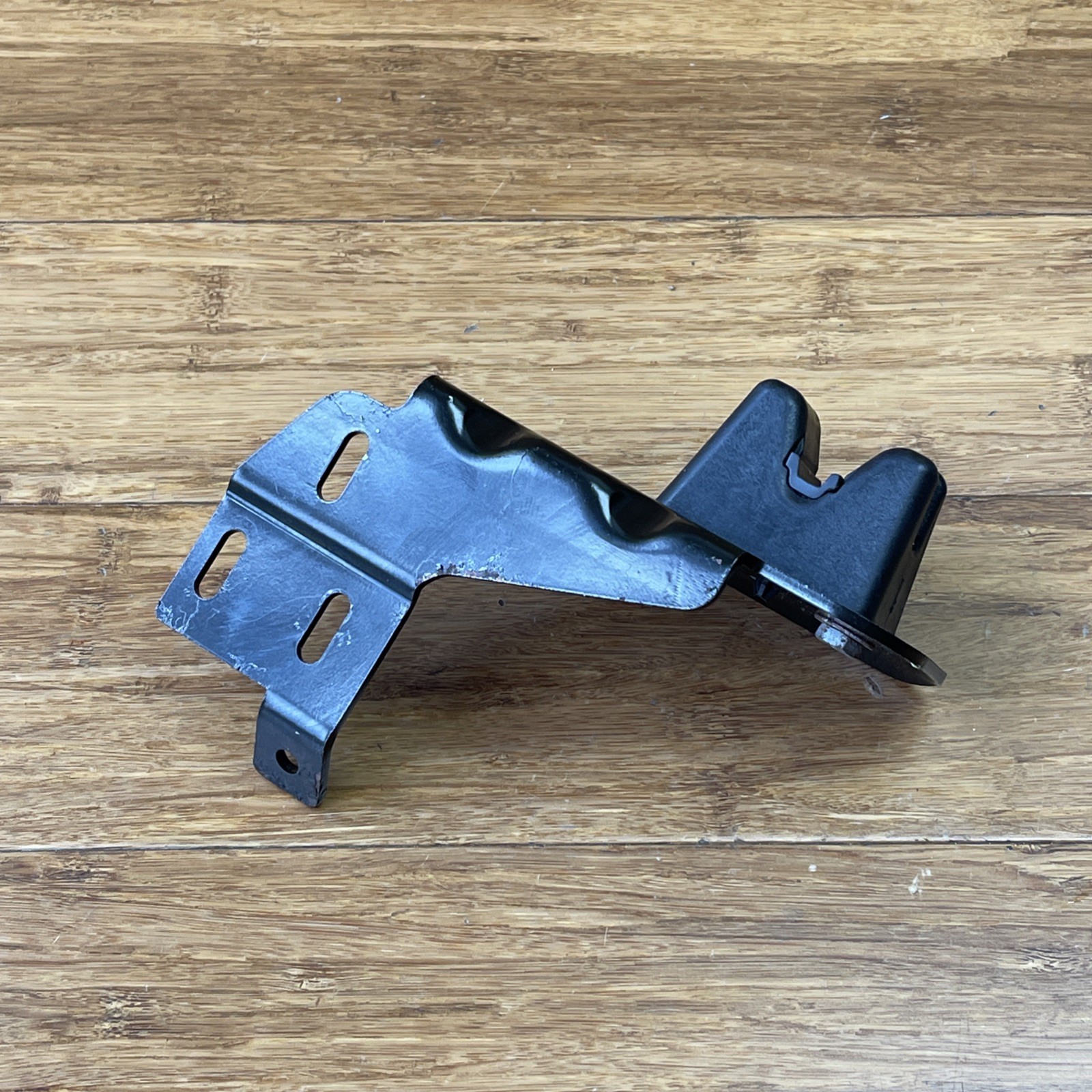 2017-2020 Ferrari Portofino F164 Roof Bracket Mount Left and Right SET Of 2 OEM