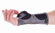 Mueller Hg80 Wrist Support Brace Black Medium L/R Compression Stabilizer