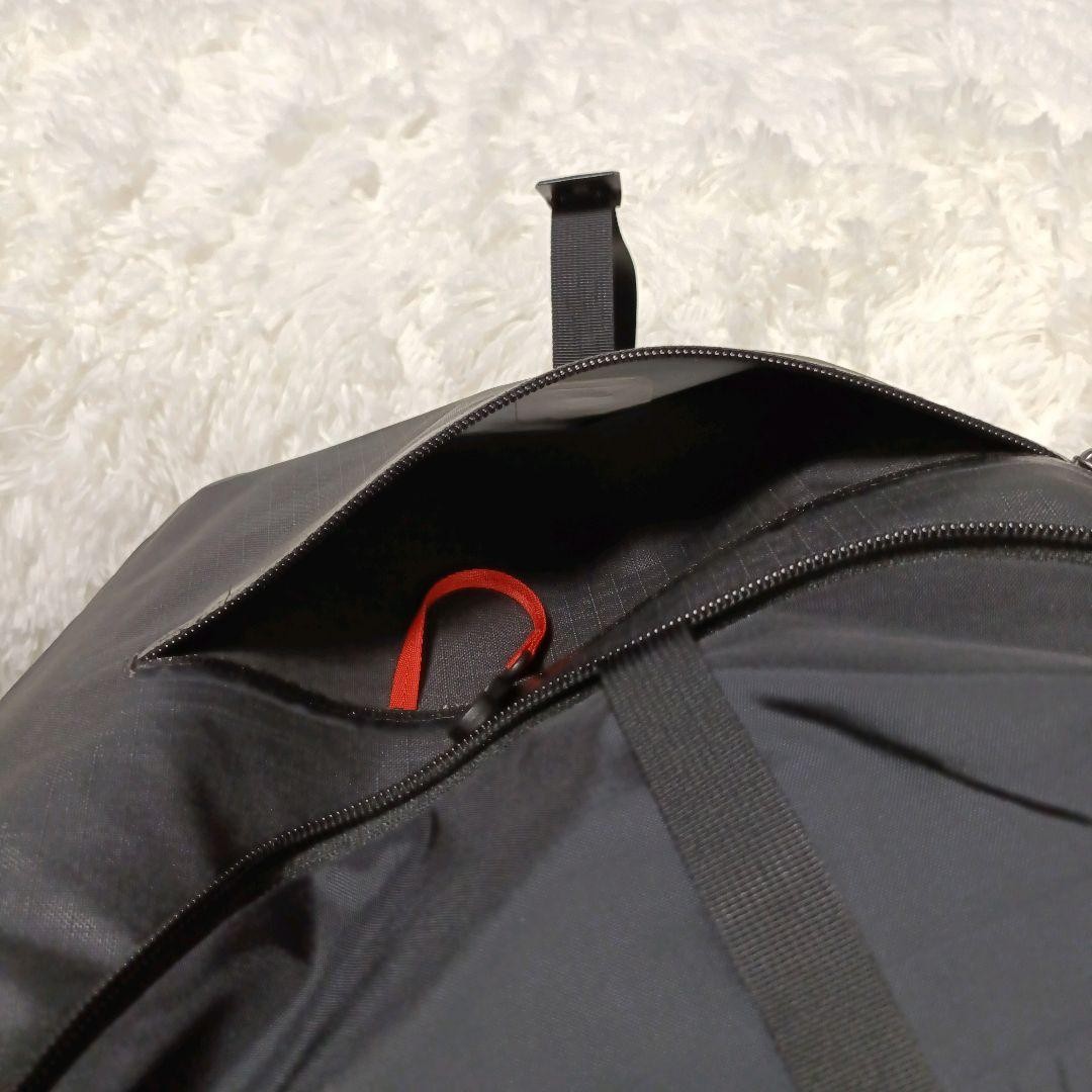 ARC'TERYX Granville 20 Backpack Black Waterproof Men size 52cm 20L B condition thumbnail 8