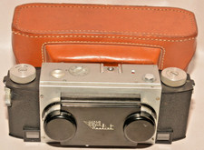 VINTAGE DAVID WHITE REALIST F3.5 35mm STEREO CAMERA W/CASE. WORKING WELL.