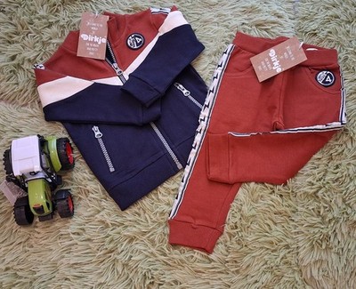 Modernes Set Für Junge. Neu Mit Etikett Gr 80/86