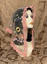 Peach Lace Mantilla Veil Scalloped Edging scarf headwear Floral Design NEW