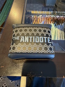 Bettinardi the Antidote SB2 Mallet-Style Putter Headcover