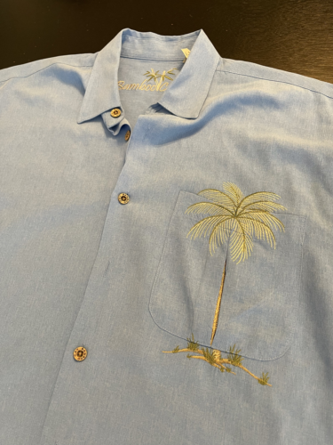 Camisa bordada Bamboo Cay palmera manga corta, azul claro, talla: mediana - Imagen 1 de 8
