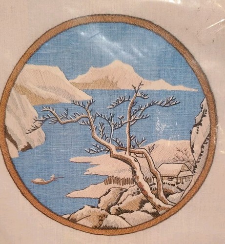 New Bucilla Needlecraft Oriental Winter Kit 48843 16 x 16 Crewel Wool Vintage - Picture 4 of 4