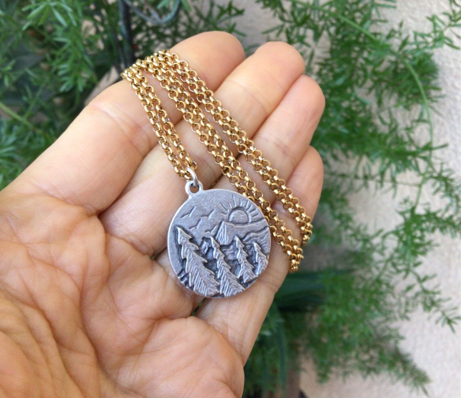 NEW ARTISAN HANDMADE SUNDANCE CHARM NECKLACE HANDCRAFTED SILVER JEWELRY NATURE