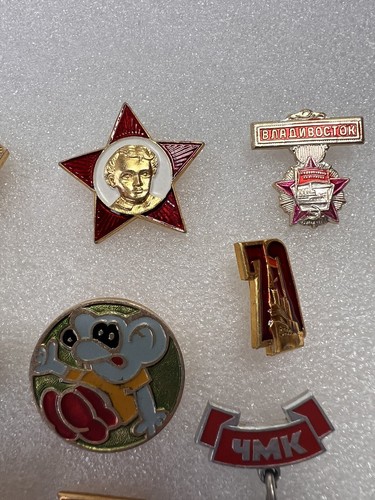 Lot of Space Sputnik & Others USSR Soviet Russian Pin Badges Lot of 12 - Picture 7 of 17