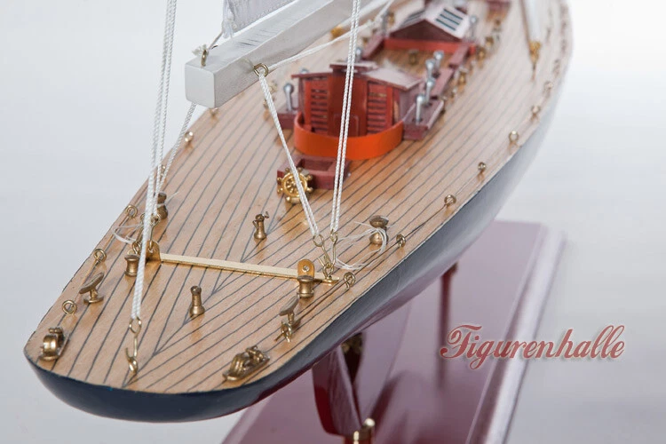 Endeavour Segelyacht Segelschiff Modell Standmodell Maritim Holz Yacht Deko neu - Bild 3 von 4