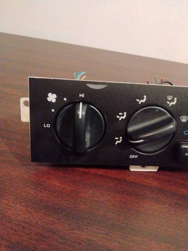 Jeep Grand Cherokee ZJ 9396 Heater Heat AC Climate Control Switch