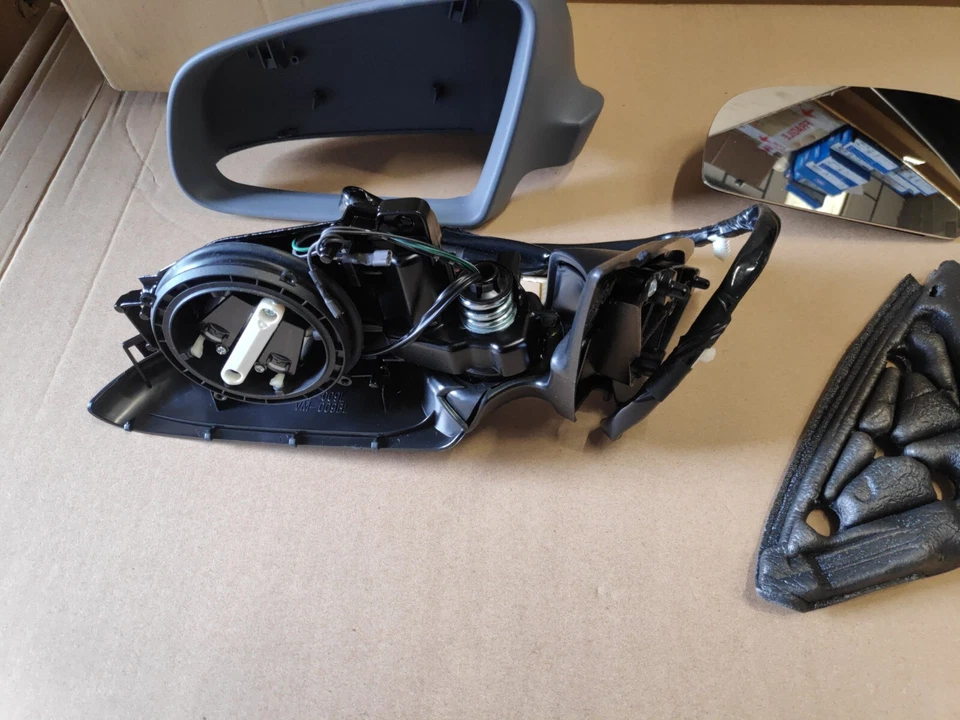 Espejo de puerta AUDI A4 2001-2005 eléctrico cebado manual plegable mano izquierda Foto 3 de 4