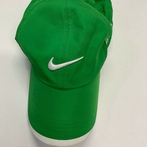 green nike golf hat