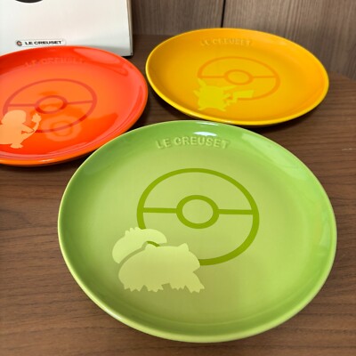 Le Creuset Pokemon Sphere Plate Set 17cm 5 Plates with box