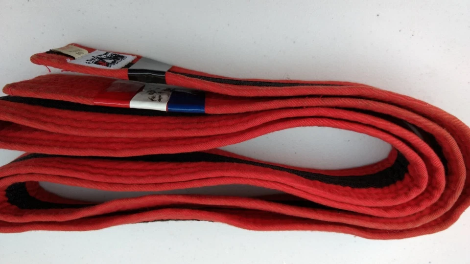 Martial Arts / MMA Belt by Macho - Size: 2/160 ~ Red with Black Stripe - Image 3 of 4