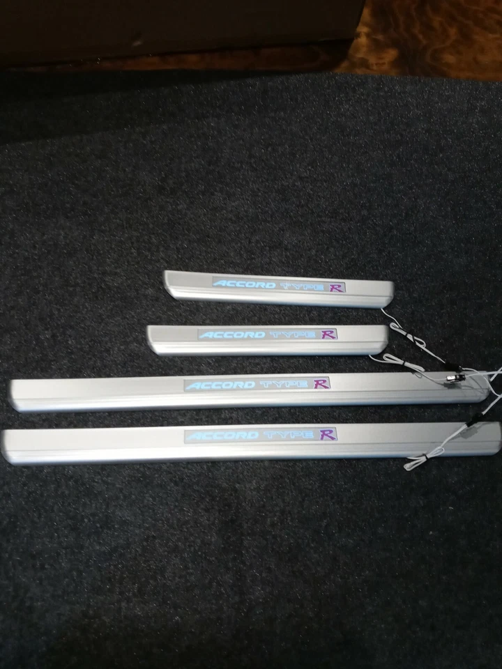1998-2002 ХОНДА АККОРД 4 ДВЕРИ ТОЛЬКО ДВЕРИ КОСЯКИ АЛЮМИНИЙ INDGLOW TR ЭМБЛЕМА - Изображение 2 из 3