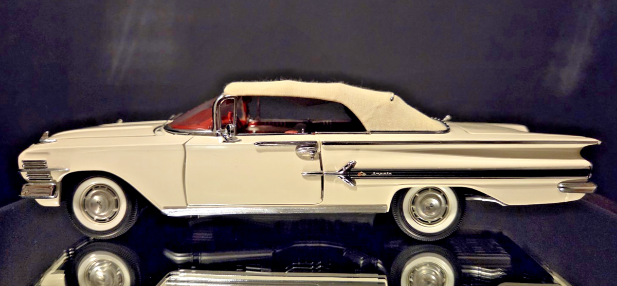 ミニカー 1960 CHEVROLET IMPALA 1/24 Danbury Mint, 1960 Chevrolet Impala Convertible, with Title, 1:24