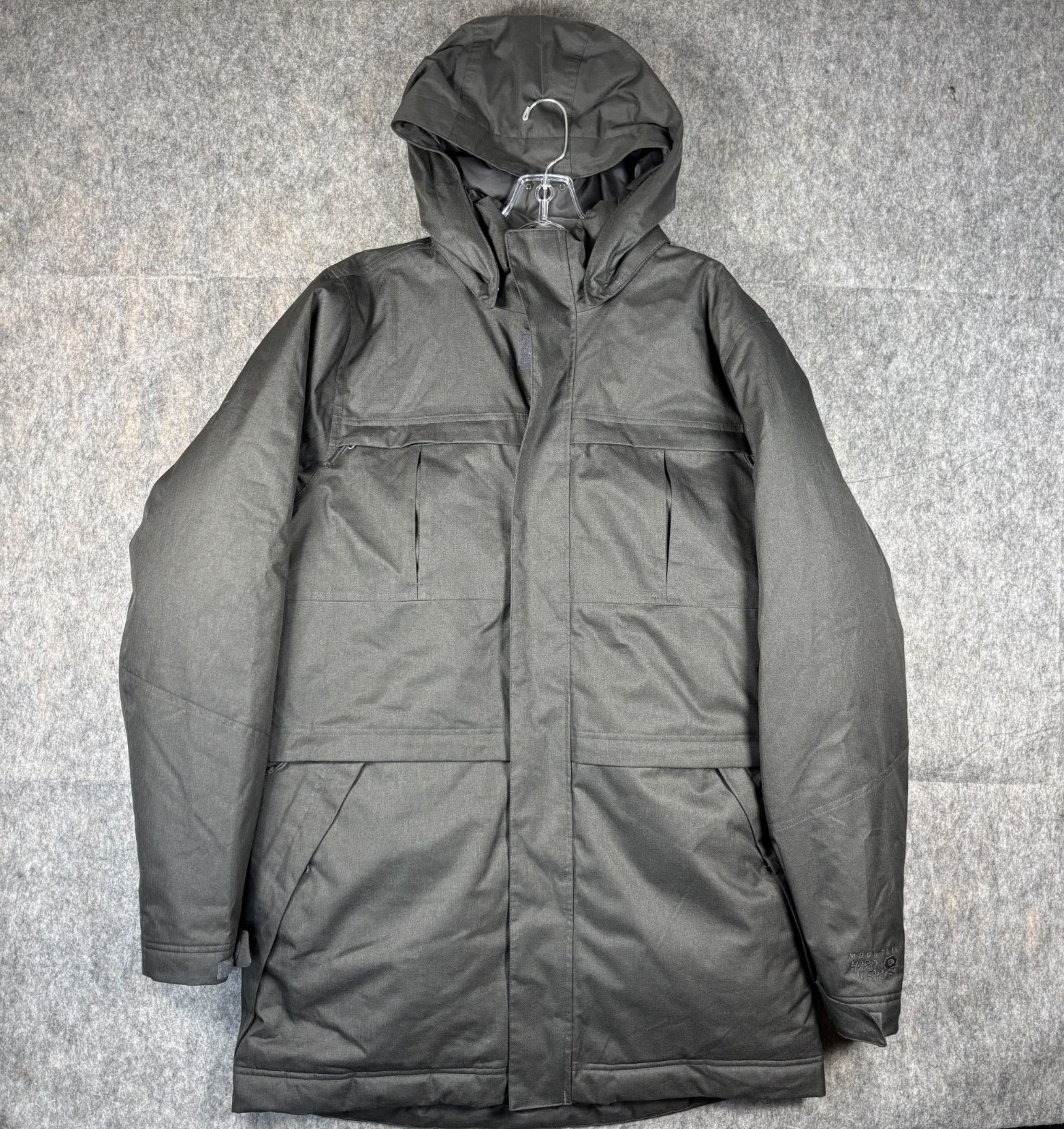 Mountain Hardwear Dry Q Jacket Men's Medium Duck Down Parka Gray Ski Snow Winter