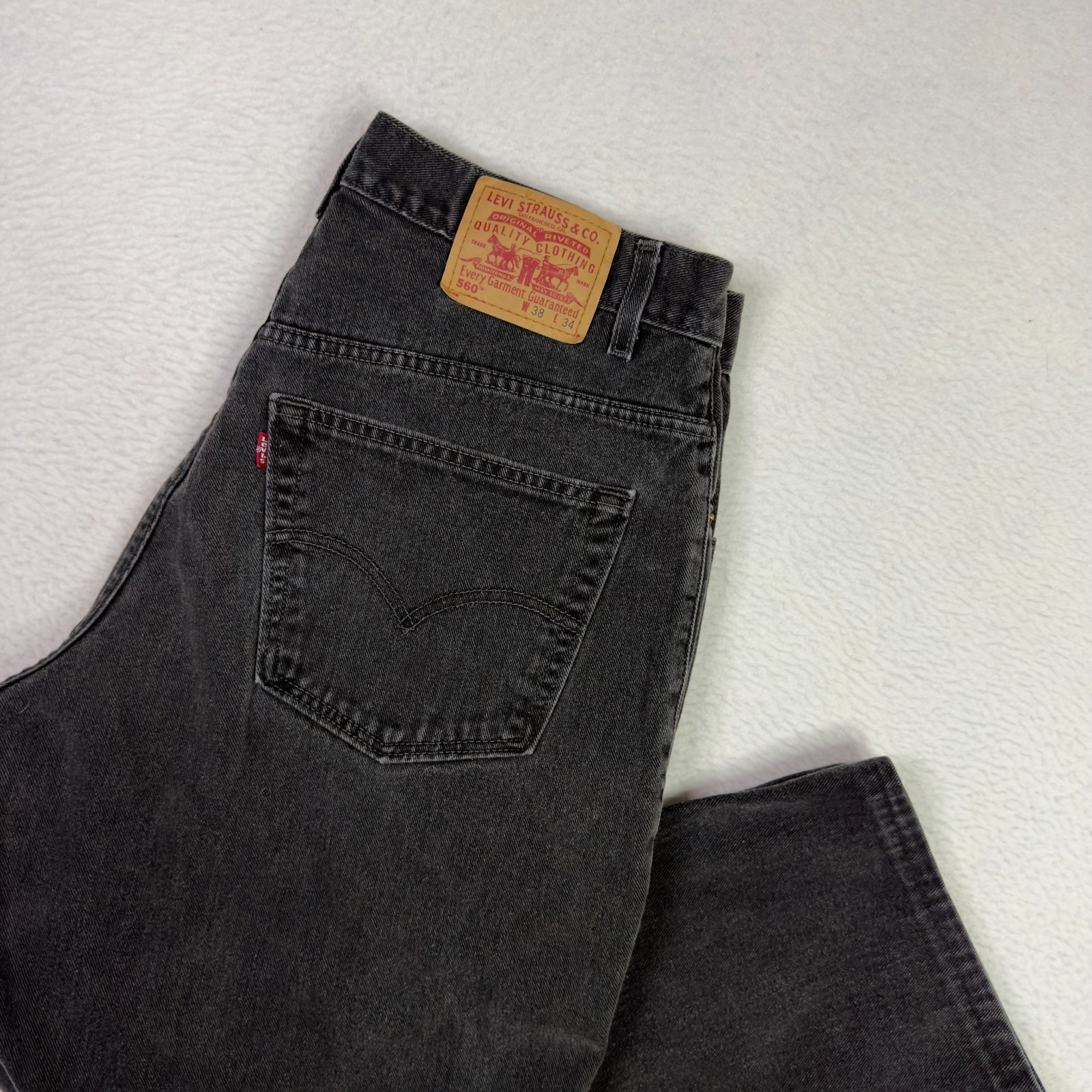 Vintage Levis 560 Jeans Men 36x29 Black Loose Fit Tapered Leg USA Y2K Distressed