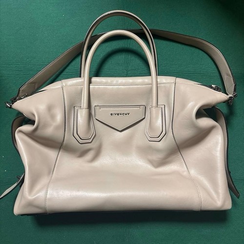 Givenchy Antigona Authentic Soft Medium Beige Leather Shoulder Bag Handbag Tote